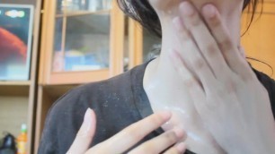 Neck Fetish - Young Woman (small addams apple)