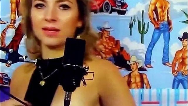 Annie Lederman Flashes Her Nude Tits Xxx Videos Porn Hub
