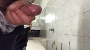 Peeing While Cumming