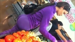 candid round booty latina