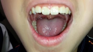 japanese student mouth
