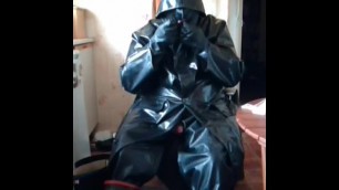 I love wanking in rubber, licking cum and drinking piss as I wank.