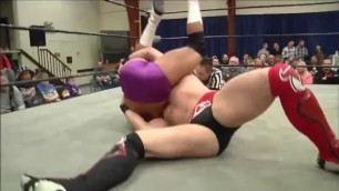 Hot Wrestling Men: Tyler v Colton