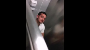 i meet a very nice latino in the toilet