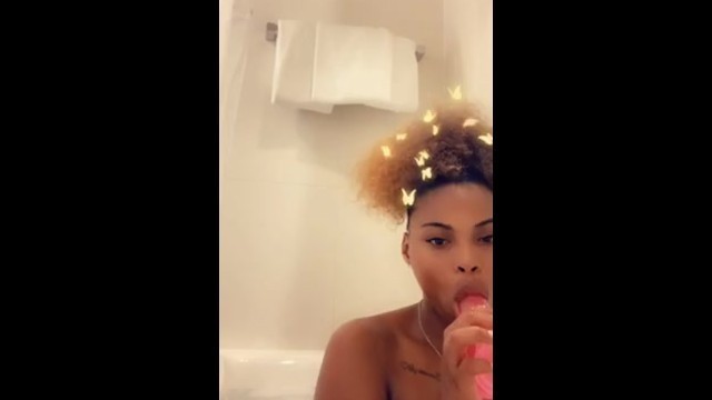 Come get in the Bath with me !!