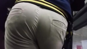 WHITE BOI WITTA PHAT ASS WALMART WAREHOUSE