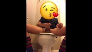 MEXICAN DADDY JACKING OFF IN LONG SOCKS