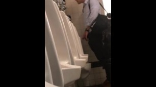 HUGE urinal pissing