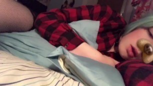 humping my pillow and cumming on my face