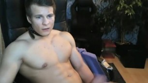 muscled french guy with collar cums on cam
