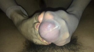 Milf masseur finished the footjob with an explosive cumshot
