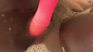 Young ebony teen plays with her pussy in bath tub