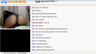 Culona hermosa de Omegle me enseña su Enorme culo y su concha rica