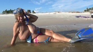 Beach Flipper Girl (free promotional)