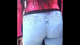 Candid ass teen with blue leggings