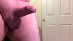 Hands free cumshot. Cum spurting, then a handjobb to finish