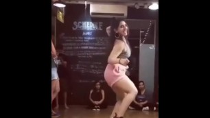 Super sexy Girl Dance