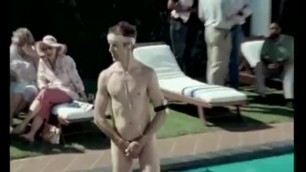Guy Strips Naked in City Lodge Commercial
