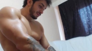 muscle cum webcam