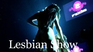 lesbian show Annie sex teen y Helena danae