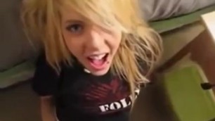 Emo girl sucking dick