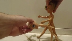 Two Dolls Have Hard Sex (La Dee Da)