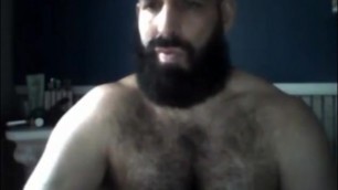Hairy bearded arab muscle bear cums on cam