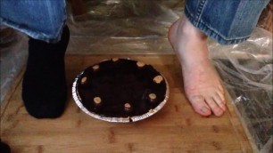 Chocolate Peanut Butter Pie Foot Crush
