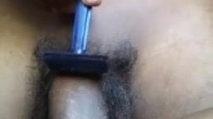 jhaant ke bal saf krte hue indian hairy cock shave