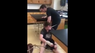 Someone gets absolutely fucked in fight vs another person 1 foot shorter