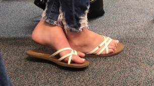 18 y/o french toed teen teases me in class (vid #2) candid teen feet