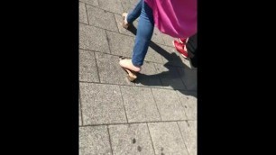 Candid arab mature soles in mules slowmotion