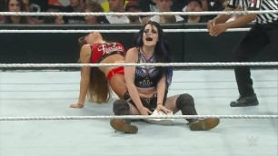 Nikki Bella Squeezes Paige With Bodyscissors Part 2