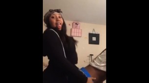 Young ebony teens twerking 2.0