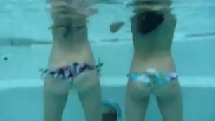 Underwater Booty Shaking