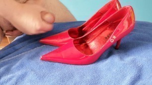 One Minute Wank Off - Spunking Over Shiny Red High Heels