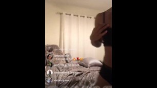 Black girl twerking on instagram live