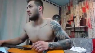 Gay muscle solo hand cum