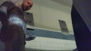 Big White dick in shower..  Prison solo..  Masturbation at its finest;)..