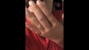 Young tinder stud makes me cream on my fingers during FaceTime