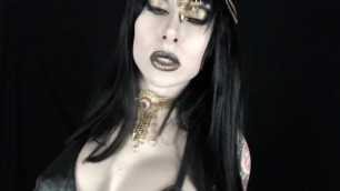 Cleopatra's Seduction with Emily Online