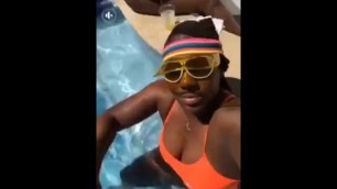 Newark milf in Vegas acting up with married man in pool