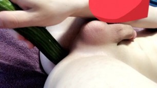 18 year old slut fucks ass with cucumber