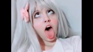 Ahegao Teen Cutie