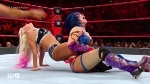 Alexa Bliss Squeezes Asuka With Bodyscissors