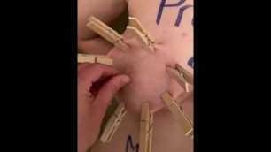 Painslut sub t20w’s big tits with clothespins and played with