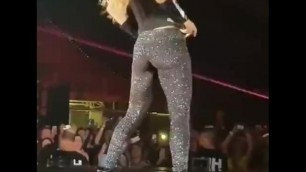 Shakira sexy ass