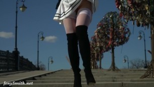 Look under my skirt. Jeny Smith spinning in a miniskirt in public