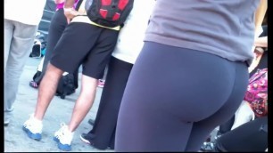 Candid teen ass in leggings after class