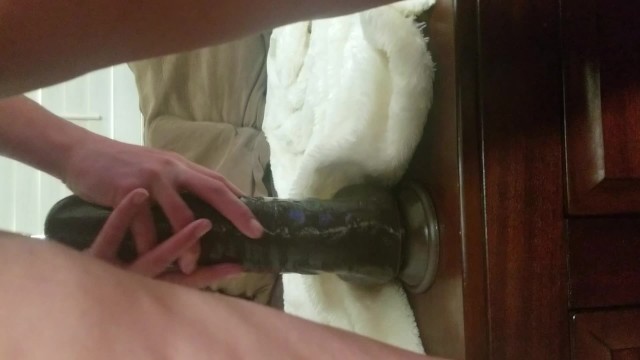 Lunch break orgasm! Need a ride on my big brown cock